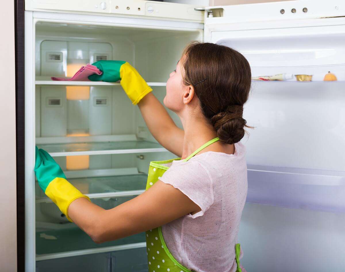 Về quê ăn Tết, có nên rút điện tủ lạnh ra hay không? 36 dọn dẹp tủ lạnh về quê ăn tết