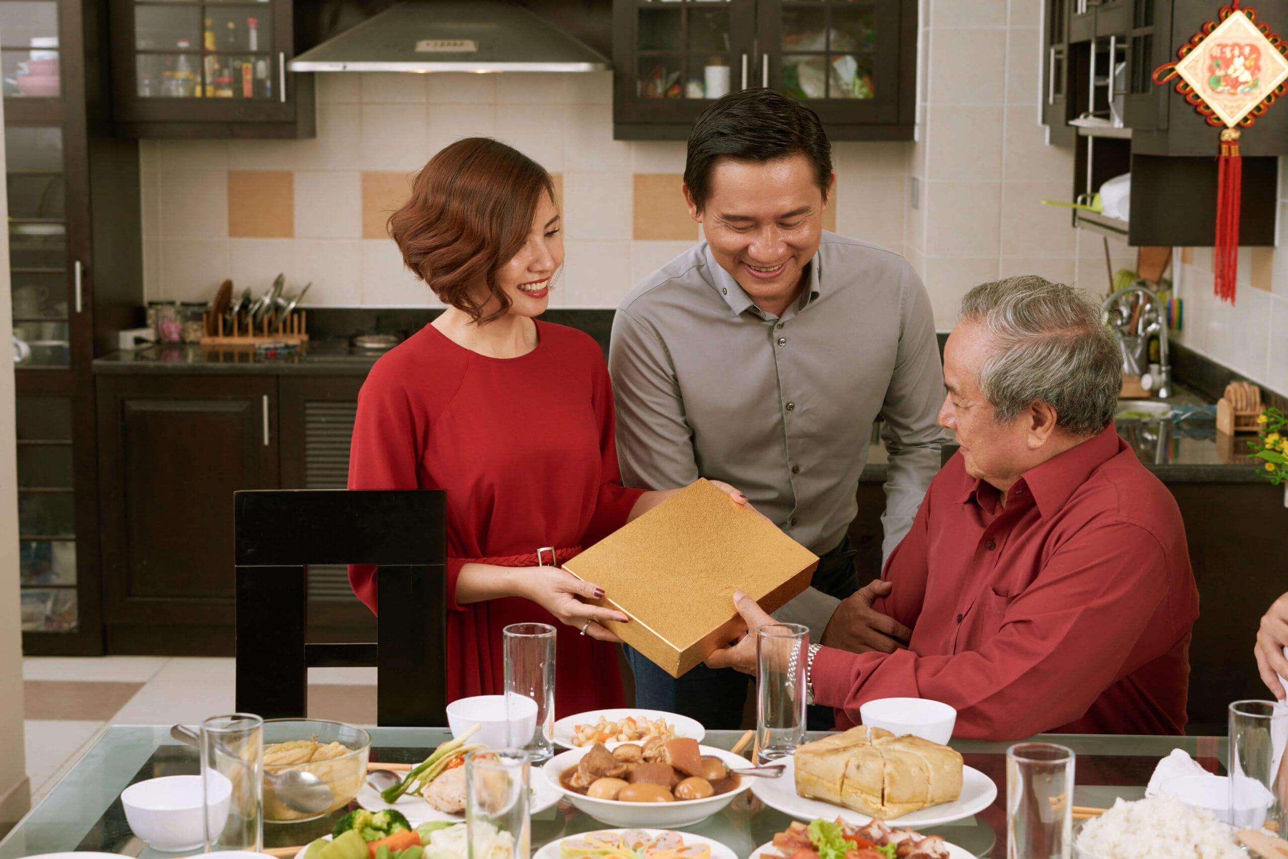 Nàng dâu mới lần đầu đón Tết ở nhà chồng, lo lắng trăm bề... 37 về làm dâu