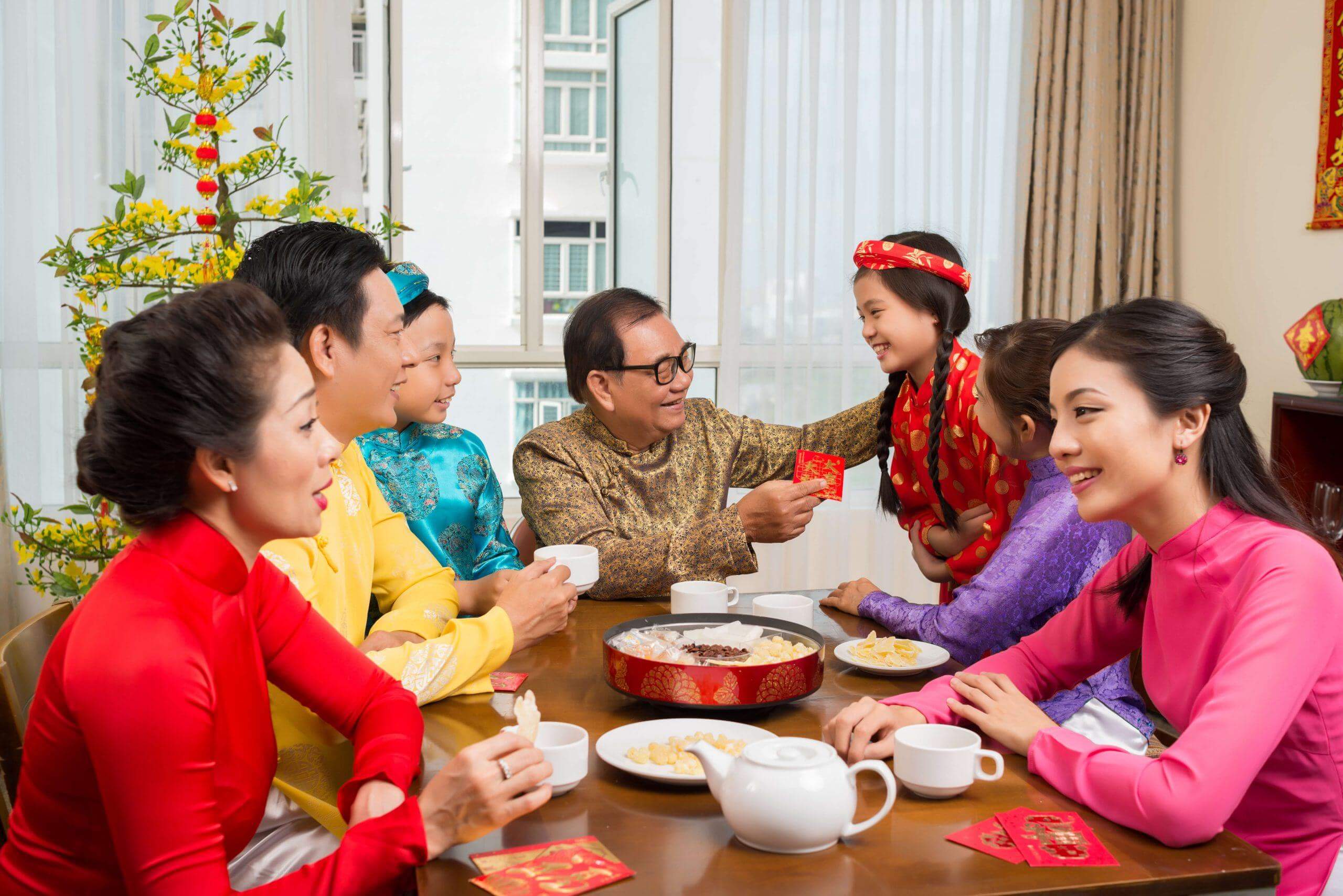 Nàng dâu mới lần đầu đón Tết ở nhà chồng, lo lắng trăm bề... 38 đón tết ở nhà chồng