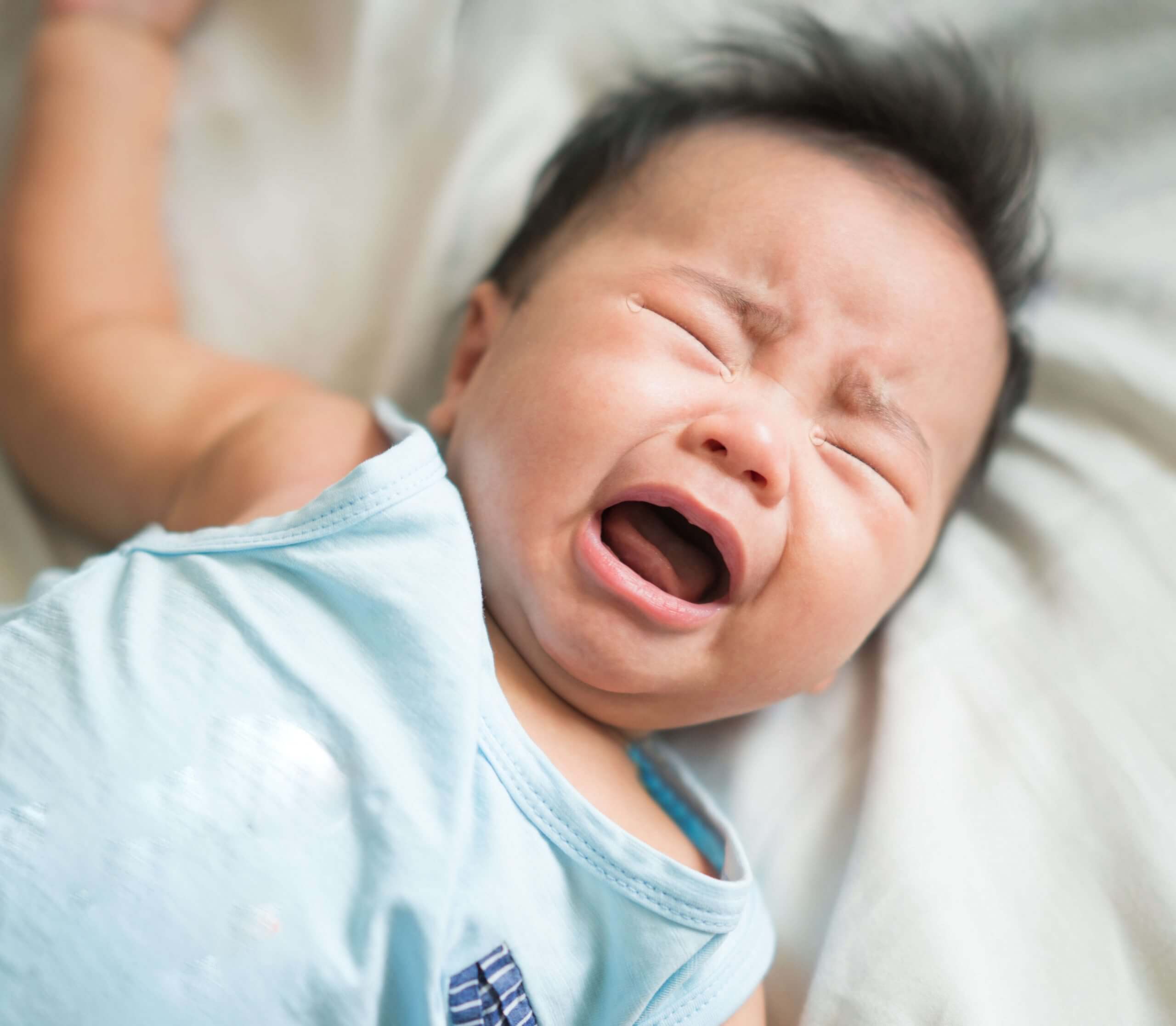 7 vấn đề bố mẹ cần biết khi bé sốt mọc răng 41 bé bị sốt