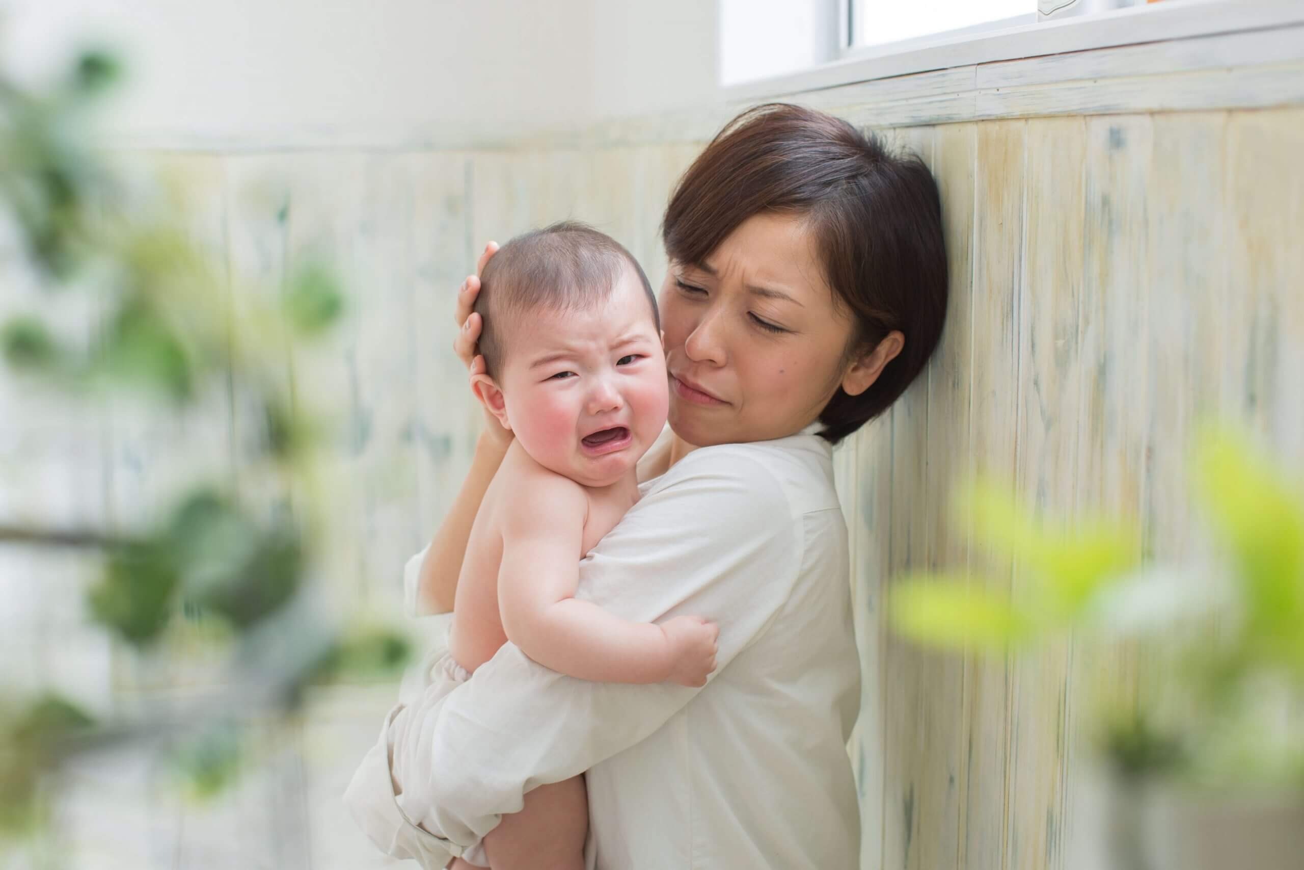7 vấn đề bố mẹ cần biết khi bé sốt mọc răng 43 chăm sóc be sot moc rang