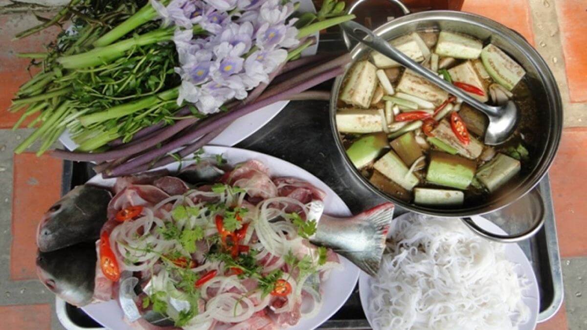dac-san-mien-tay bông súng mắm kho
