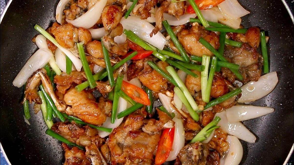dac-san-mien-tay ếch xào lăn