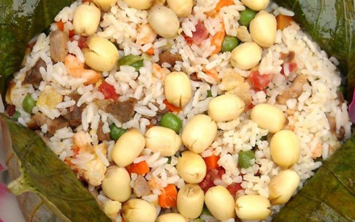 dac-san-mien-tay cơm gói lá sen