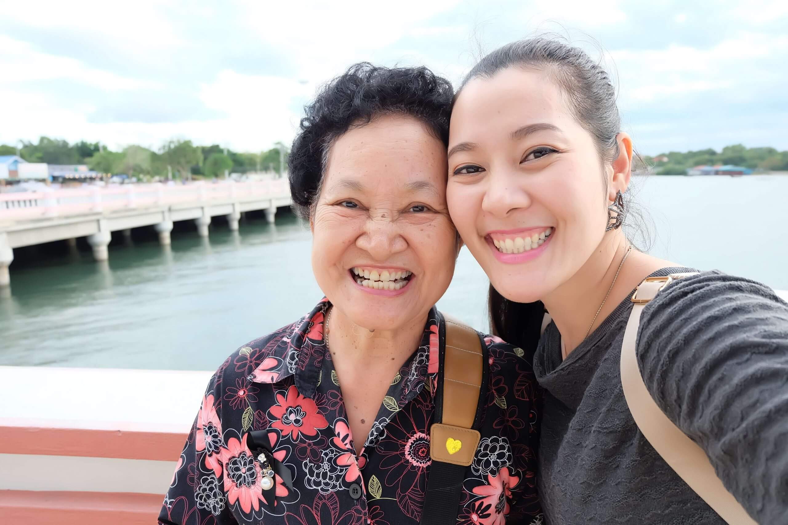Nàng dâu khôn ngoan sẽ biết 6 cách lấy lòng mẹ chồng này (phần 2) 35 mẹ chồng