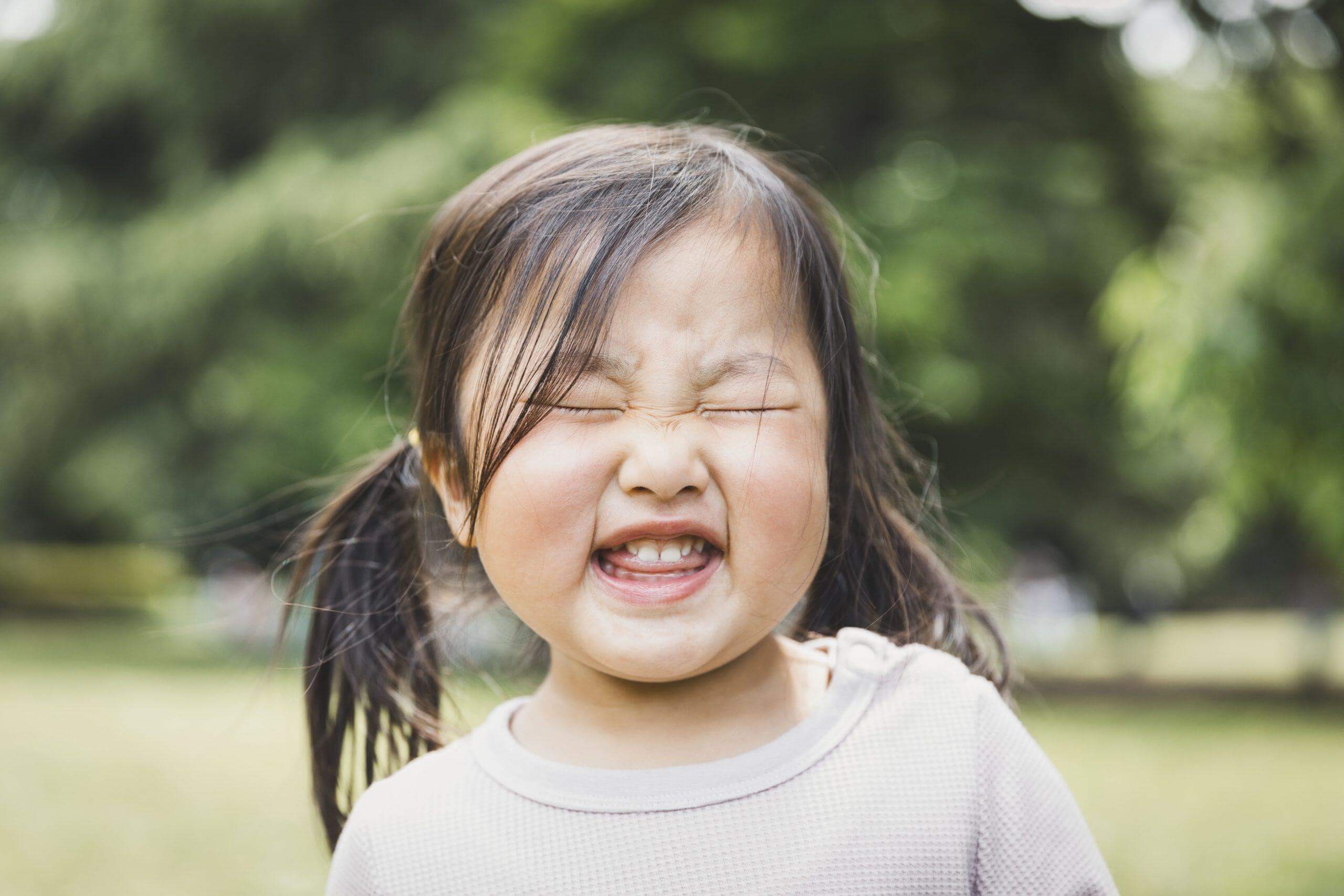 ngon ngu co the tâm lý của trẻ