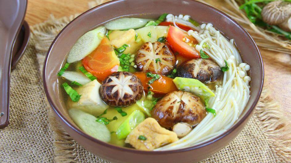 Học mẹ đảm làm ngay 6 món canh giải nhiệt cho ngày thời tiết nắng nóng 39 canh chua chay