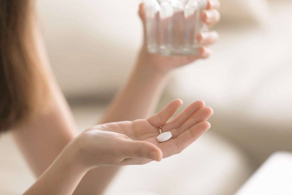 uống thuốc tránh thai khẩn cấp