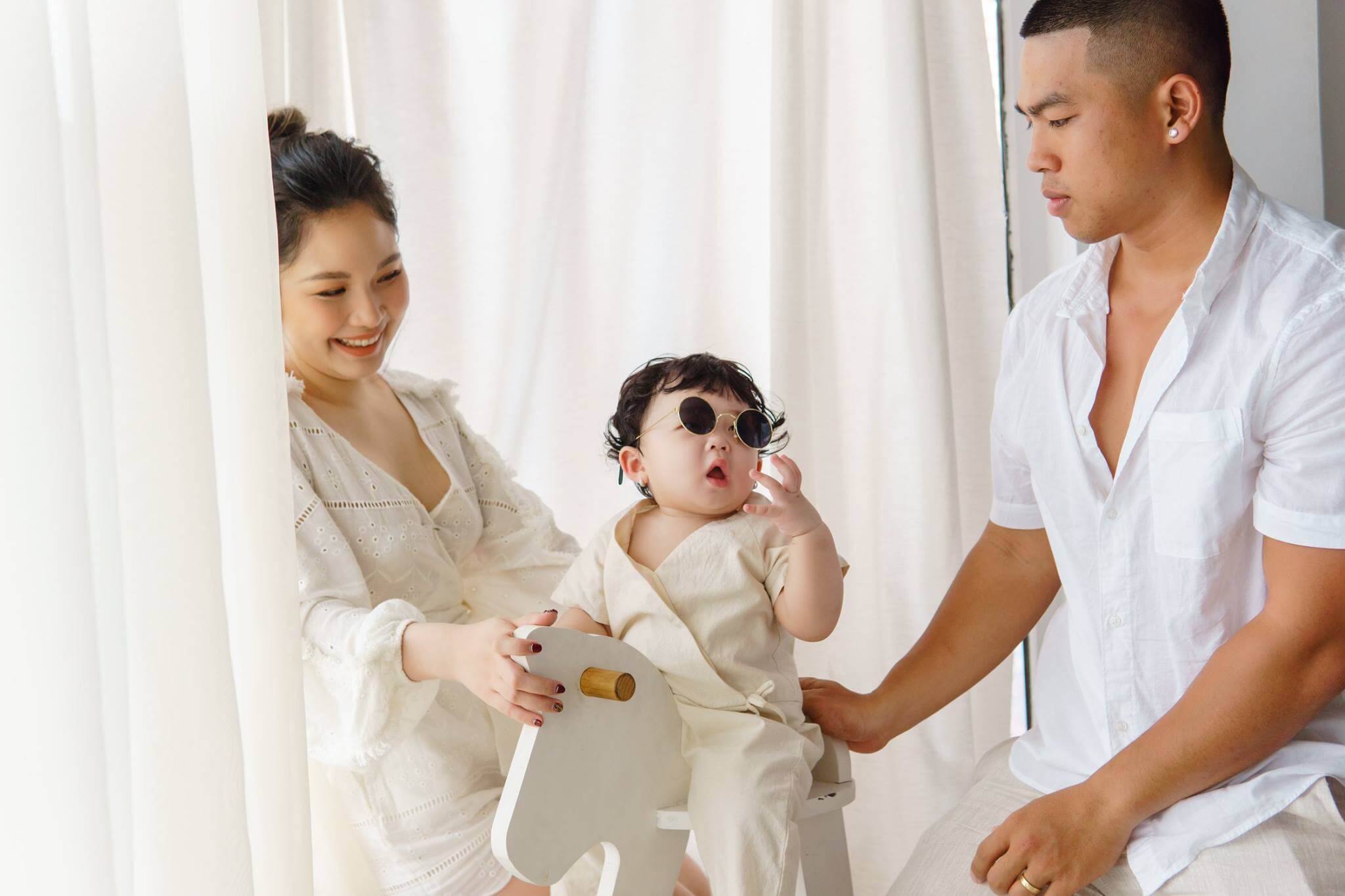 ảnh gia đình hạnh phúc