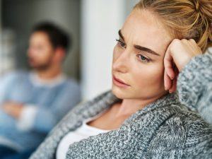 Nếu anh ấy nói với bạn 6 câu này, hãy mạnh mẽ nói lời chia tay! 35 chia tay