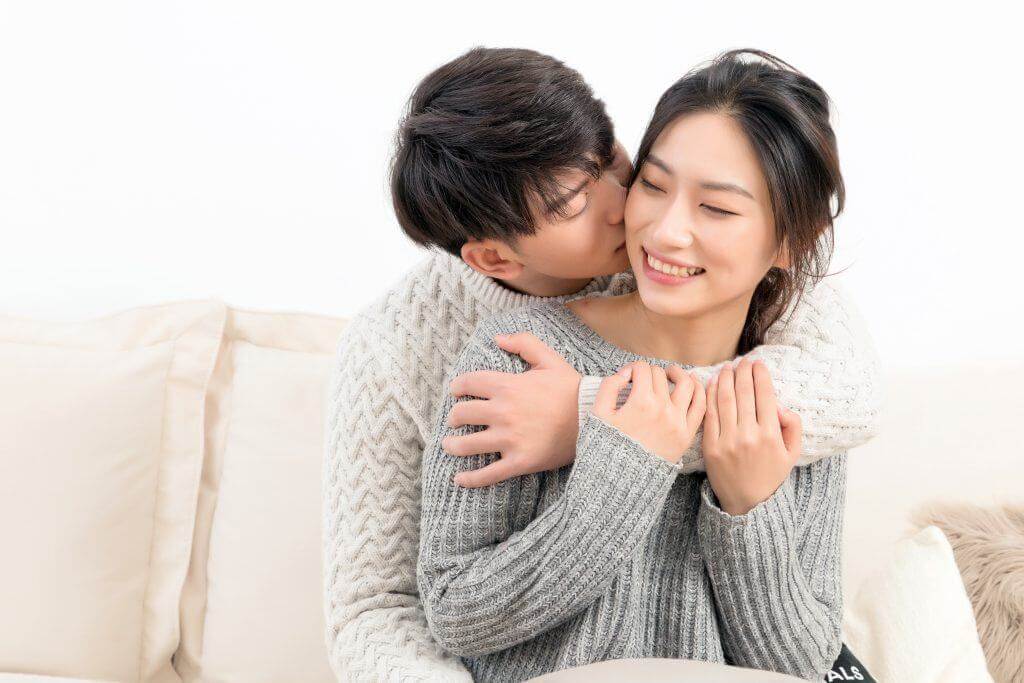 cách làm cho chồng ghen