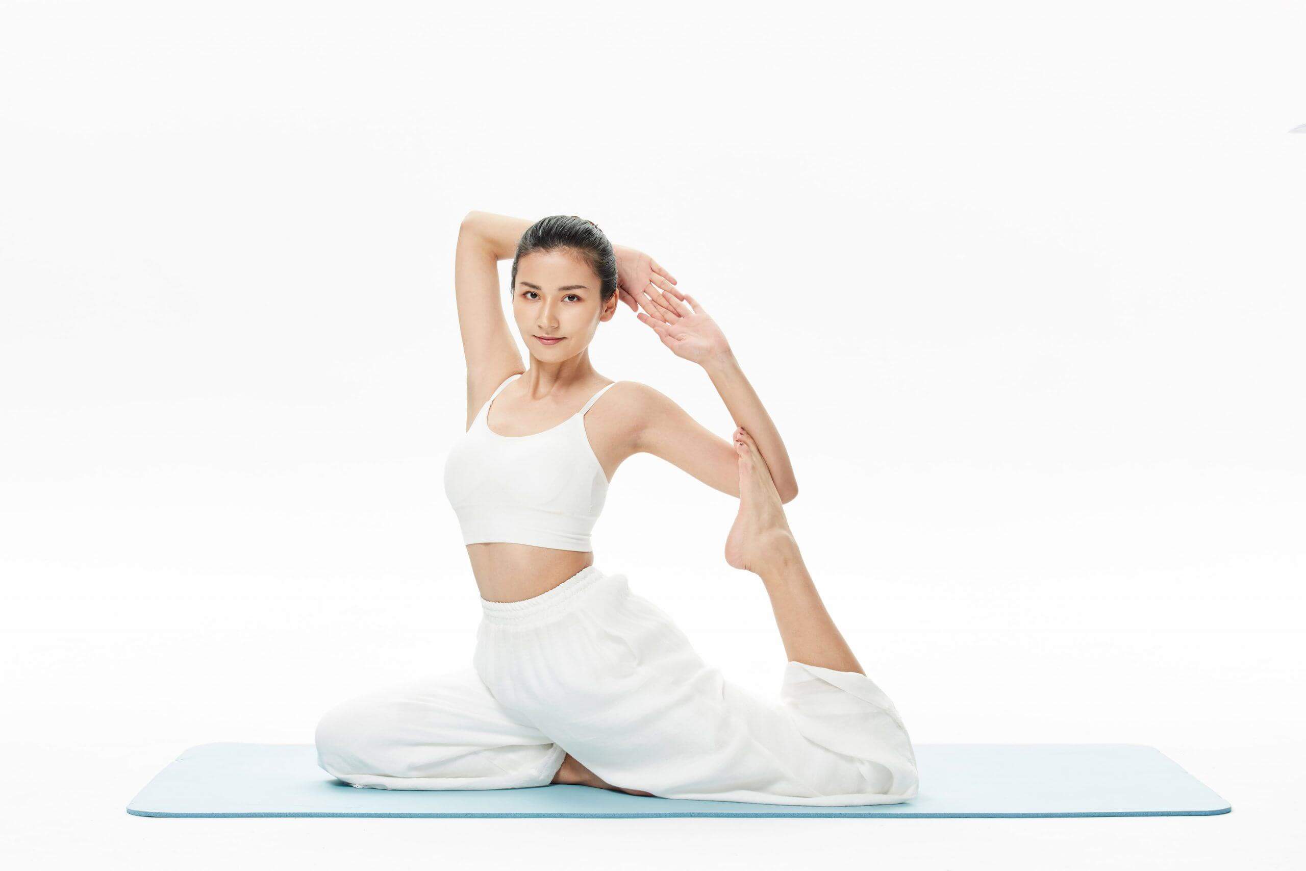 6 cách tập thể dục tại nhà an toàn trong mùa dịch 37 yoga tập thể dục