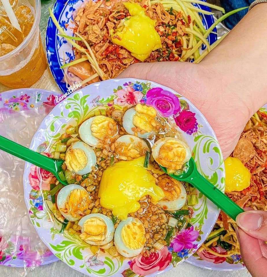 bánh tráng chấm bơ
