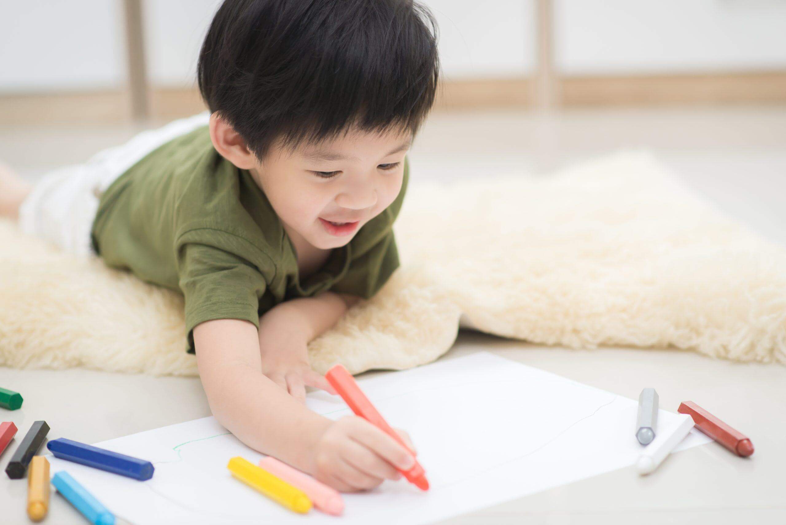 Mách mẹ cách làm đồ chơi đơn giản cho bé chơi cả ngày không chán! 34 làm đồ chơi tại nhà
