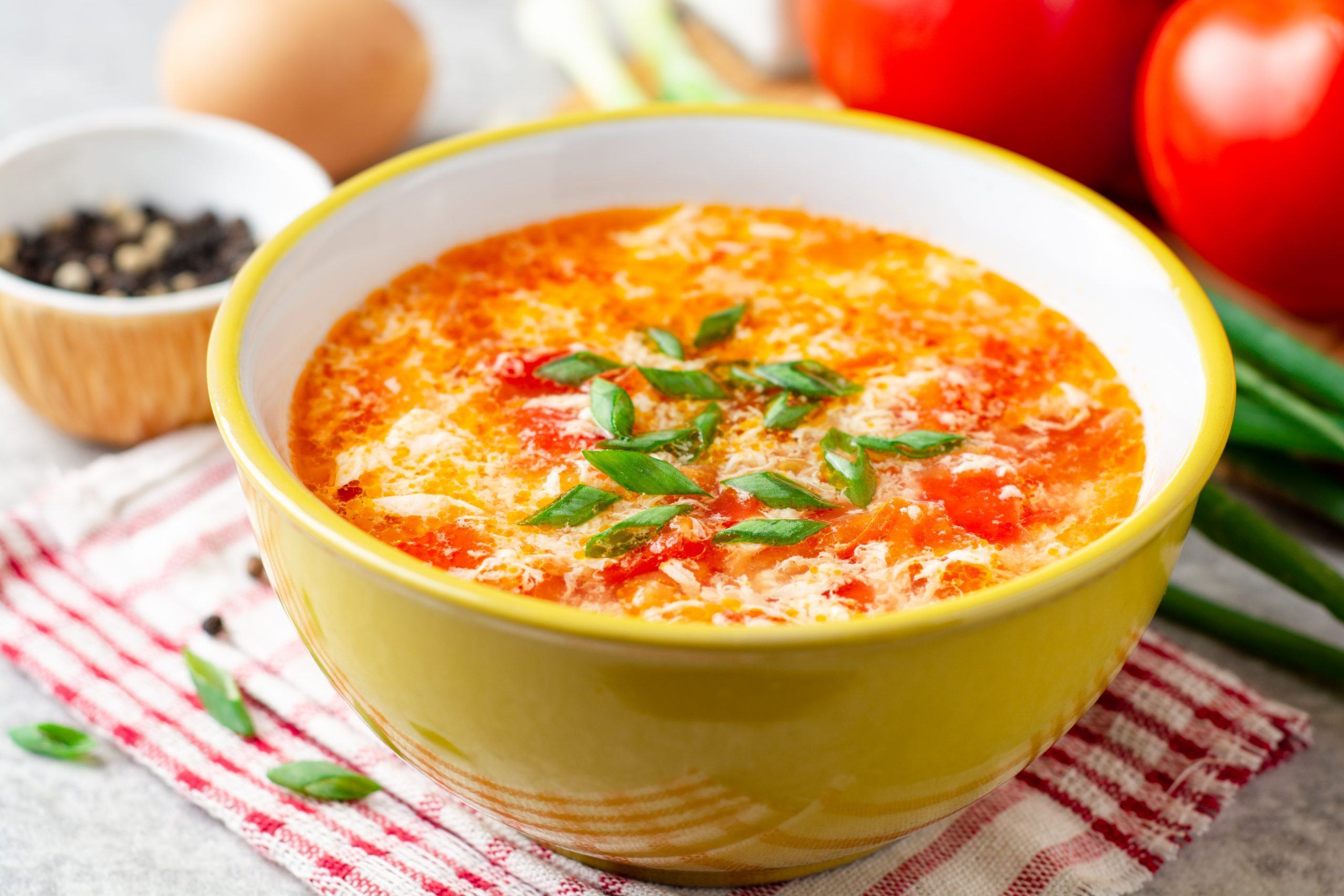 Mách mẹ các món ngon từ trứng dễ làm, ăn mãi chẳng ngán! 37 canh cà chua trứng