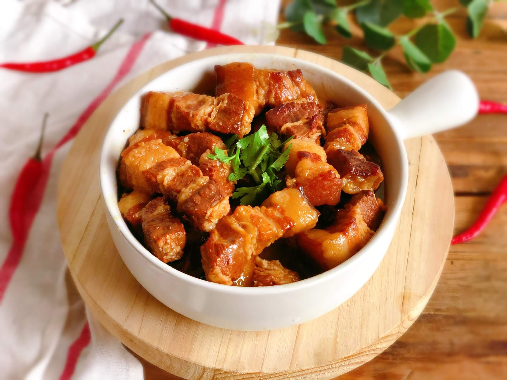 5 công thức nấu ăn bằng nồi cơm điện vừa tiện, vừa ngon, tội gì không thử! 35 thịt kho tàu bằng nồi cơm điện