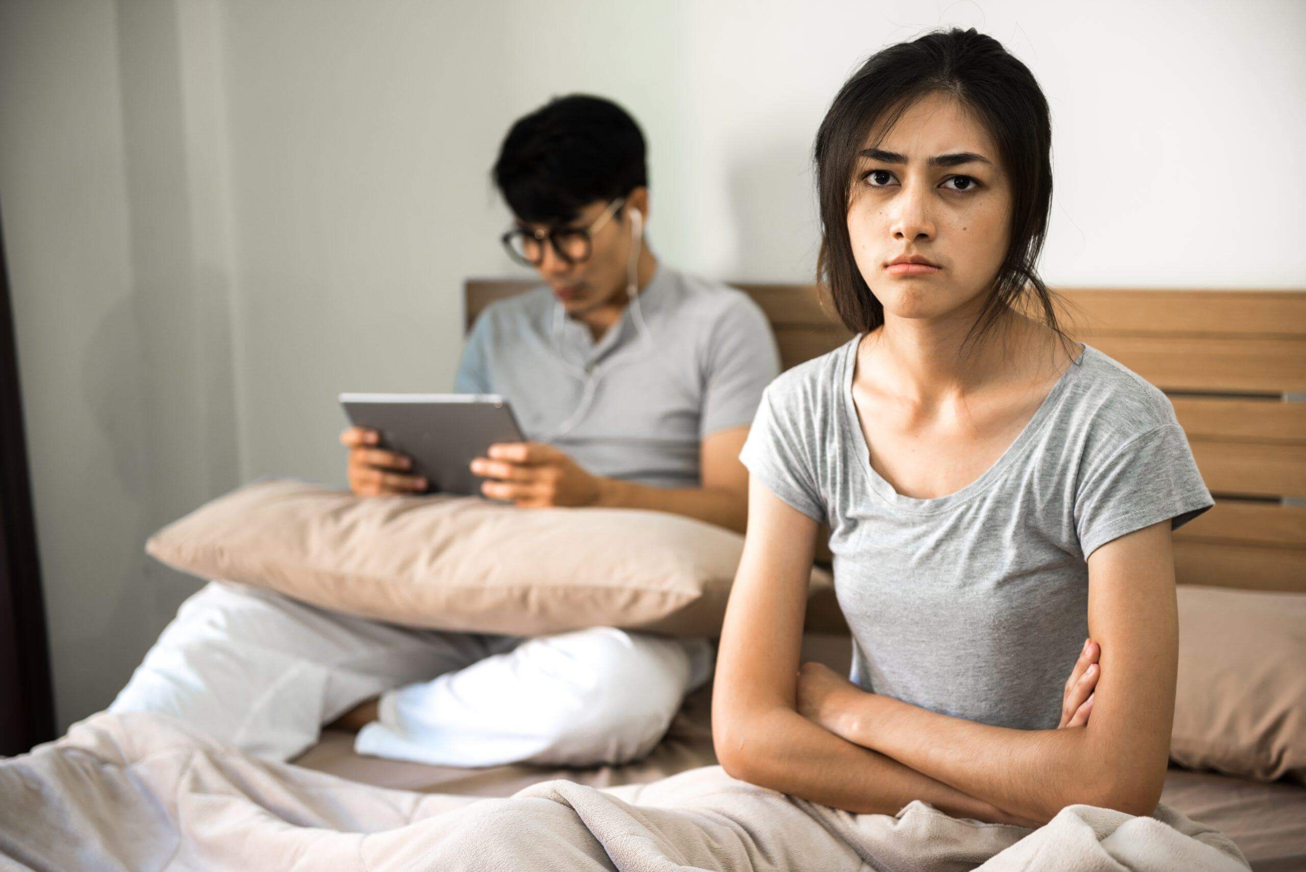 "Bật mí" 16 phong thủy phòng ngủ giúp vợ chồng luôn hòa thuận, đầm ấm 38 vợ chồng giận nhau