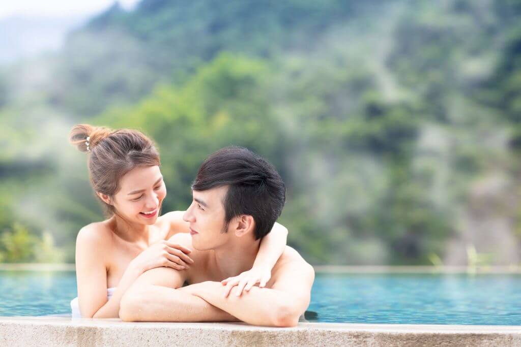 Quan hệ dưới nước: Khi vợ chồng "đổi gió" một cách tai hại 37 Quan hệ dứoi nước