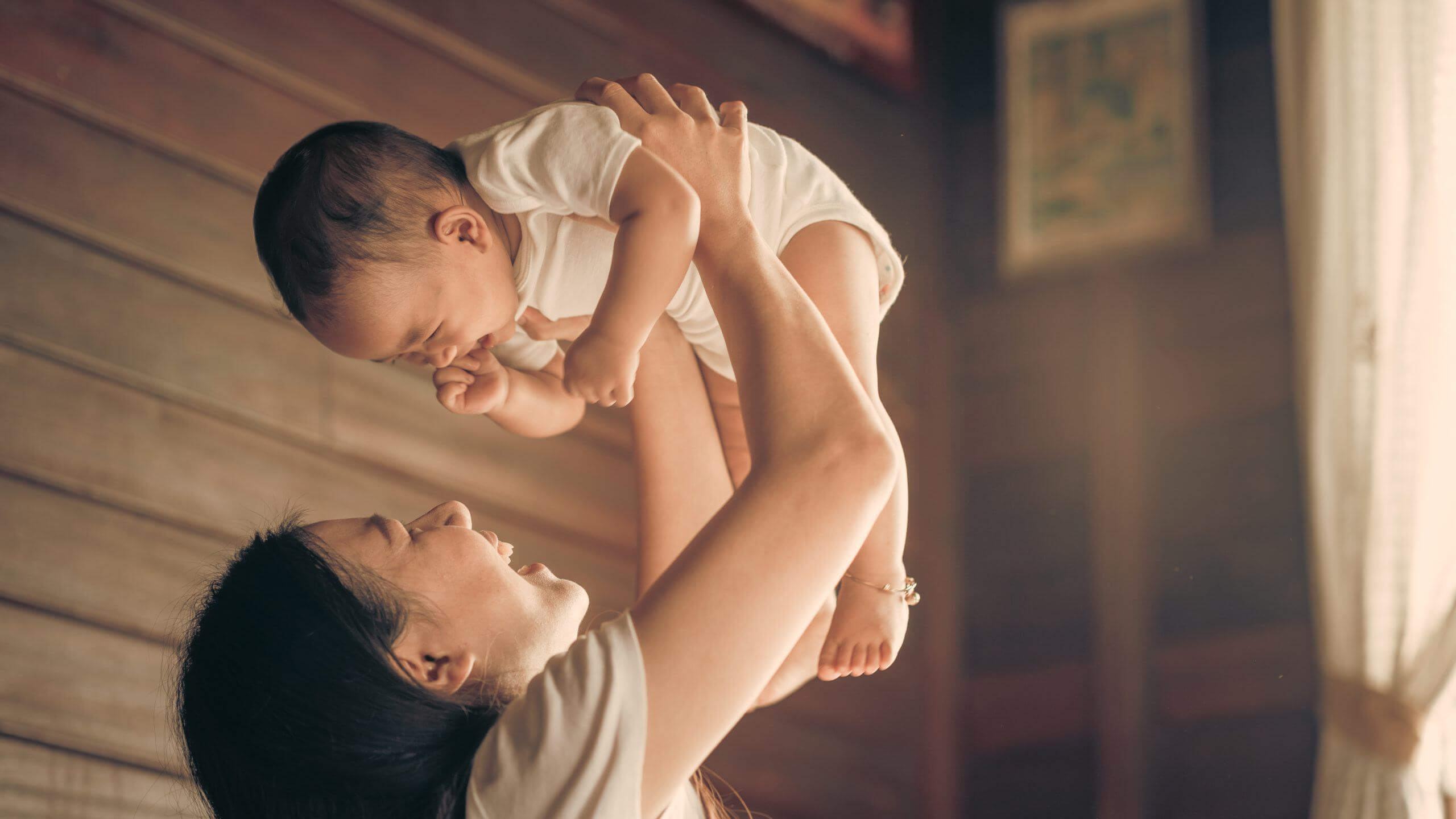 chữa trẻ sơ sinh sôi bụng