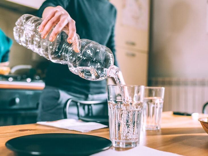 8 mẹo giúp nạp đầy năng lượng cho ngày mới uể oải 37 uống nước buổi sáng