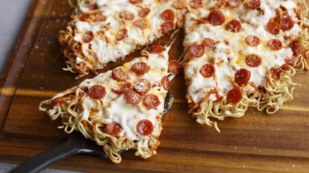 cách làm pizza mì