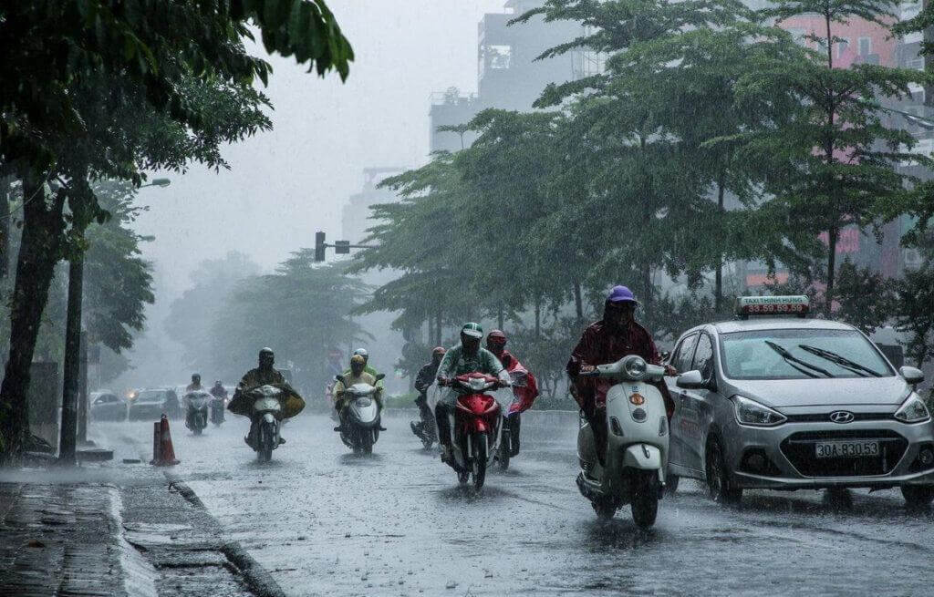 Vì sao đi mưa về da bị kích ứng và cách khắc phục ra sao? 35 da dị ứng