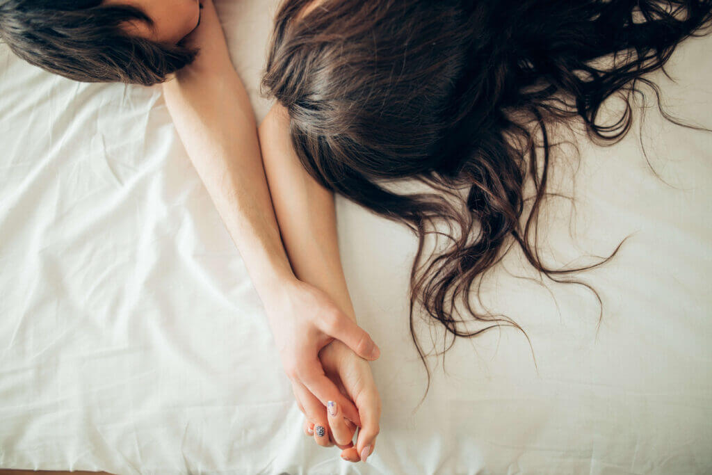 Làm sao kéo dài thời gian quan hệ để cuộc yêu thêm thăng hoa? 36 thời gian quan hệ