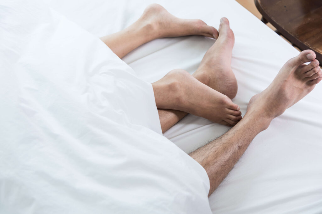 Làm sao kéo dài thời gian quan hệ để cuộc yêu thêm thăng hoa? 39 chuyện chăn gối