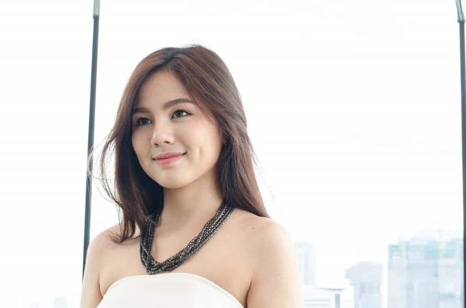 má lúm đồng tiền