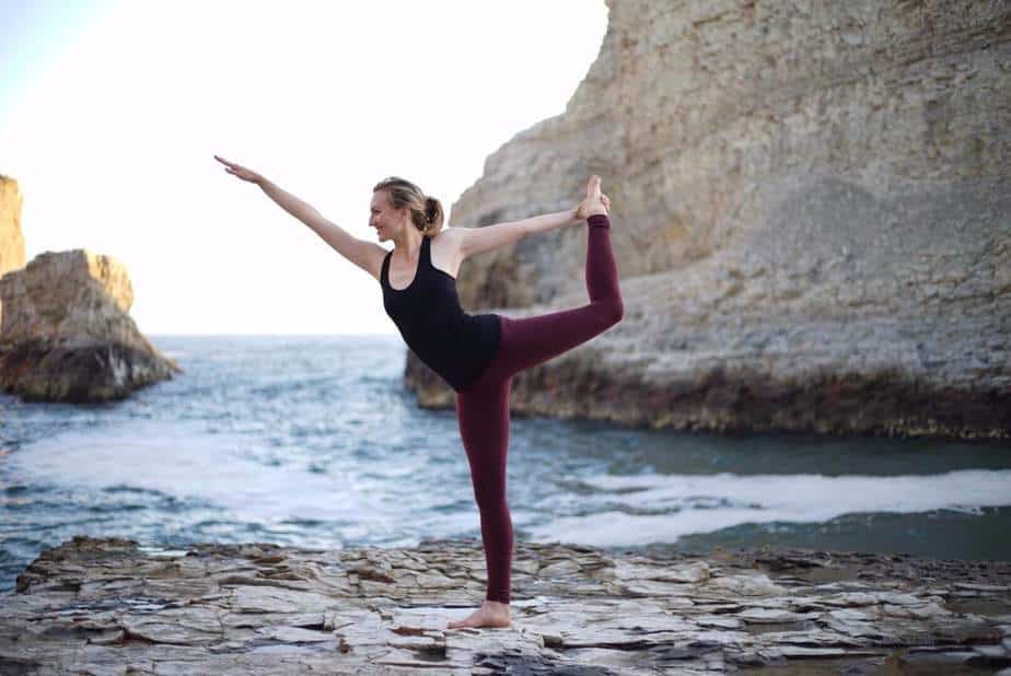 Thể dục mùa dịch: Các tư thế yoga cải thiện sự tập trung và thăng bằng 38 tư thế khiêu vũ