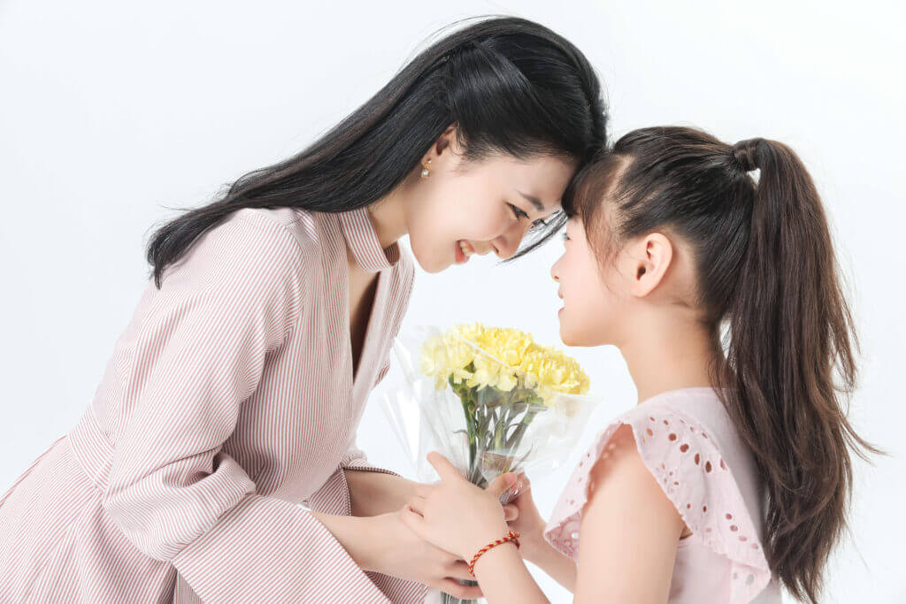 mẹ và con