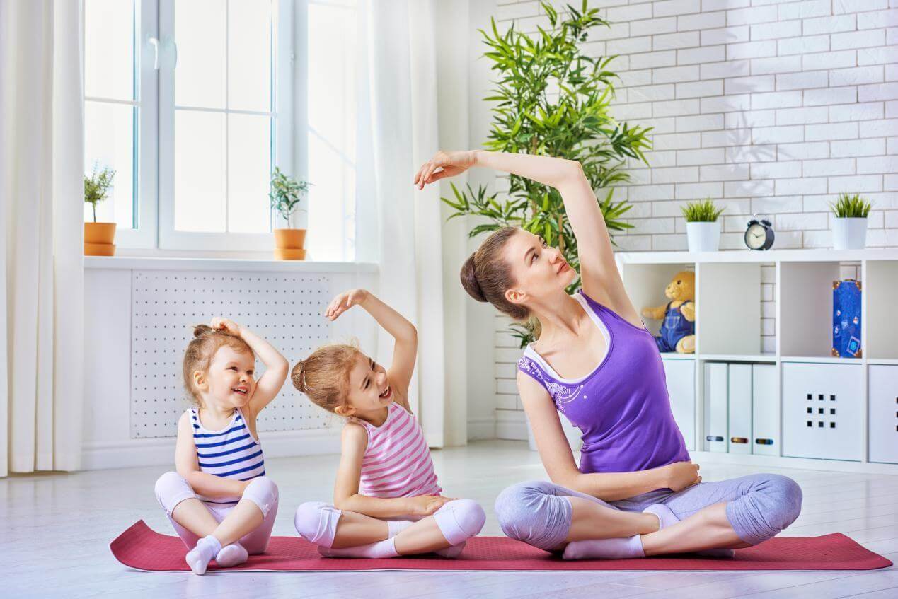 Mách mẹ những bài tập yoga giúp trẻ thư giãn tinh thần sau học online hiệu quả 35 tập yoga