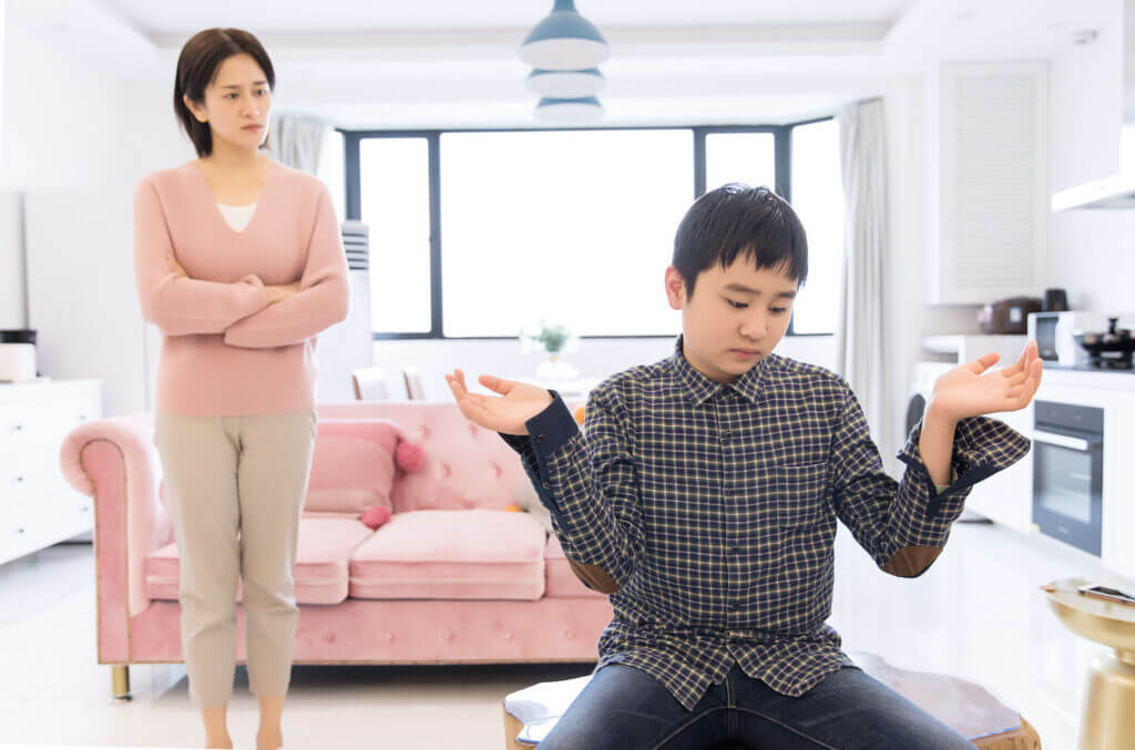 la mắng con cái