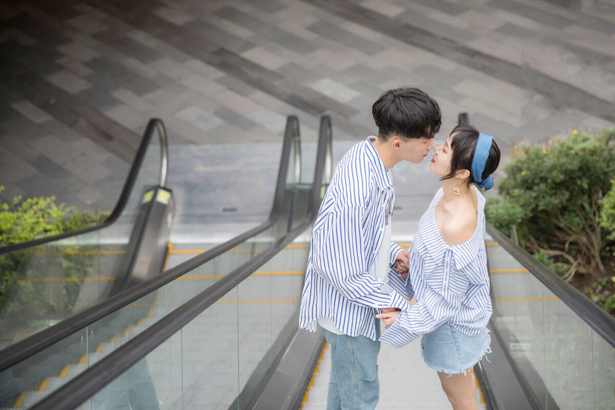 15 Lợi ích của nụ hôn khiến bạn chỉ muốn hôn nửa kia mỗi ngày! 39 lợi ích của nụ hôn 3