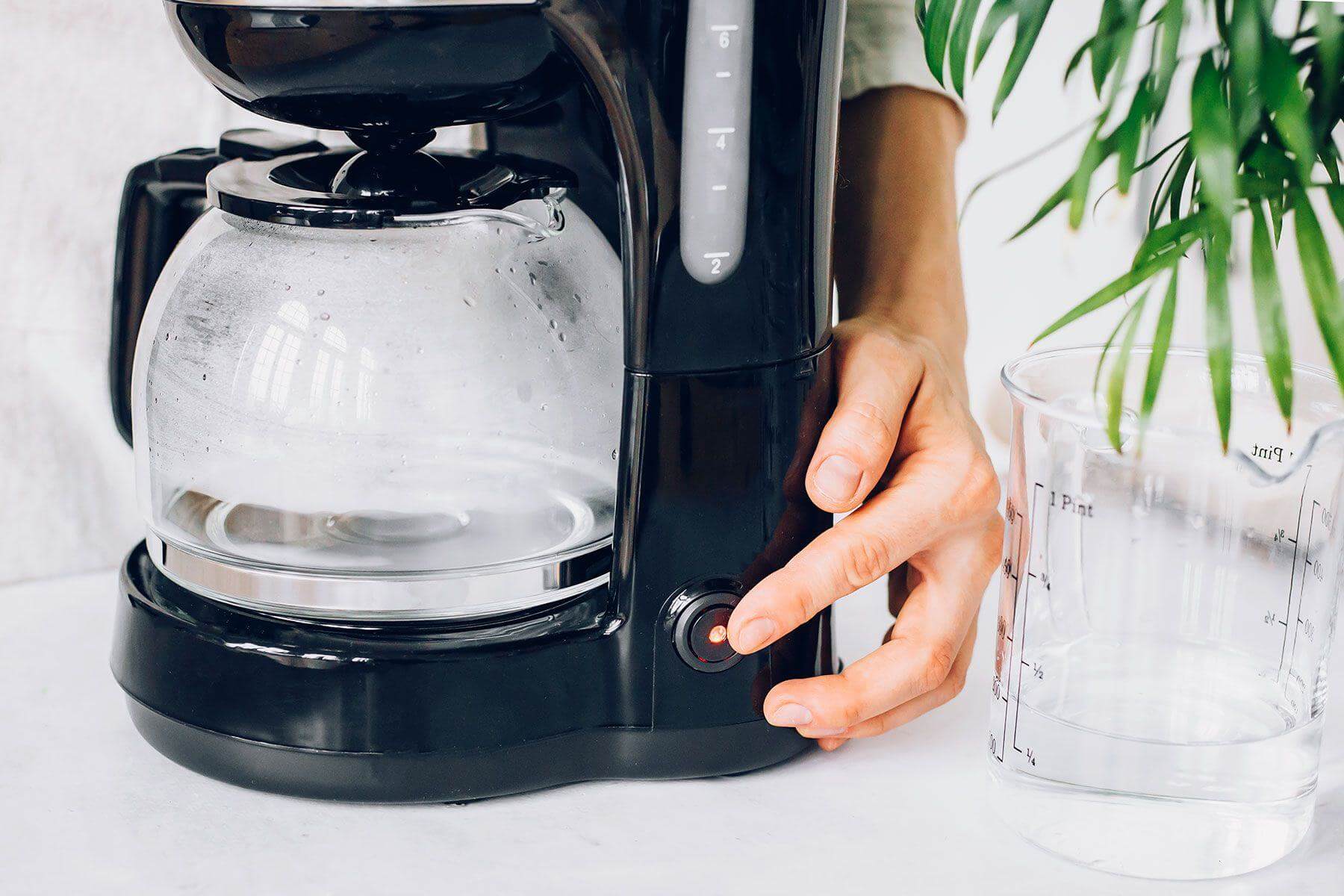 Mẹo vệ sinh đồ gia dụng: 5 phút làm sạch máy giặt, máy pha cà phê 17 mẹo vệ sinh đồ gia dụng