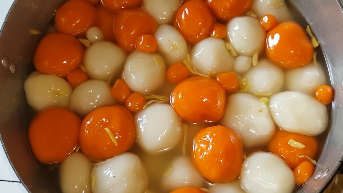 5 cách làm món chè nóng ngon cho những ngày mưa thêm ấm cúng 41 chè trôi gấc