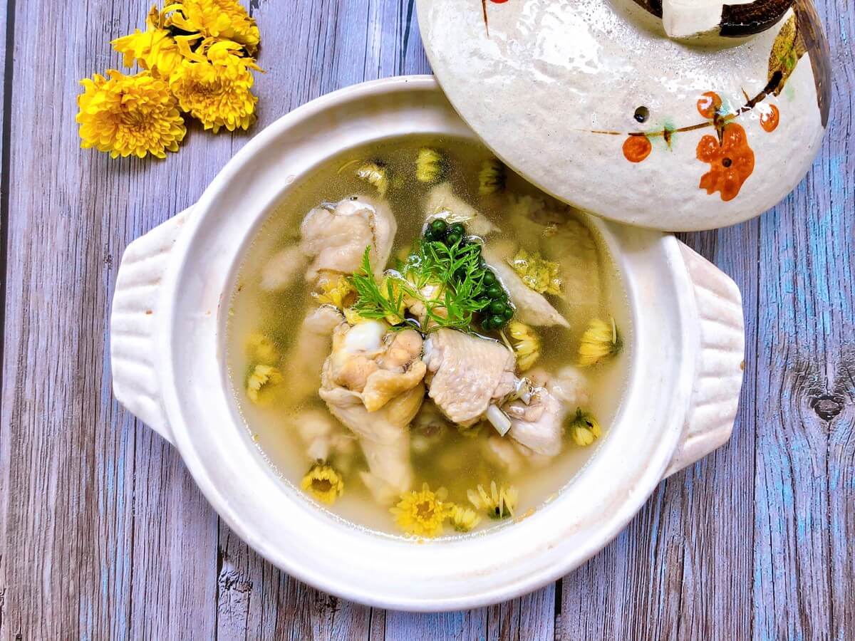 Cúc họa mi tinh khôi và những công dụng bất ngờ cho sức khỏe 37 tác dụng cúc họa mi