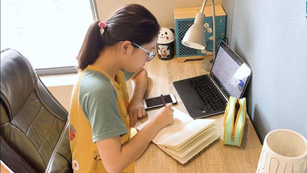 Có nên cho con học xa nhà Có nên cho con học xa nhà