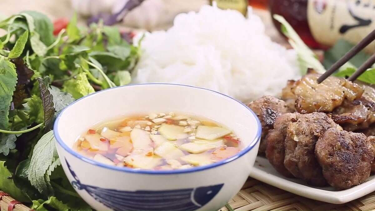 4 món ngon cực dễ làm bằng nồi chiên không dầu, trổ tài ngay dịp lễ! 38 bún chả