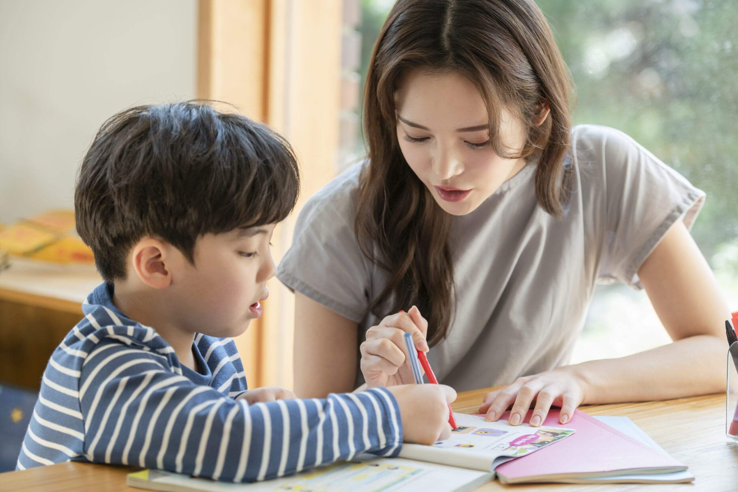 Xây dựng thói quen đọc sách cho trẻ từ 7 mẹo hay này, ba mẹ nhé! 36 xây dựng thói quen đọc sách cho trẻ nhỏ