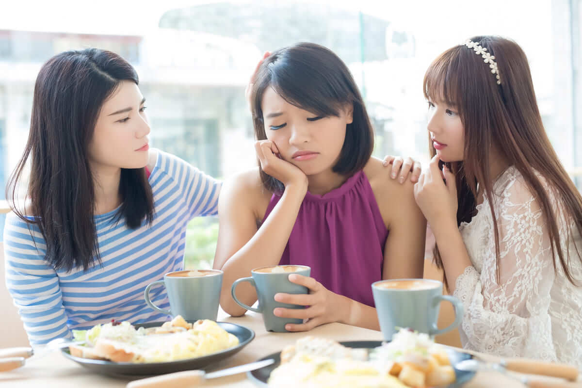 6 cách đơn giản để an ủi người đang buồn, giúp họ cảm thấy dễ chịu hơn 36 an ủi người đang buồn