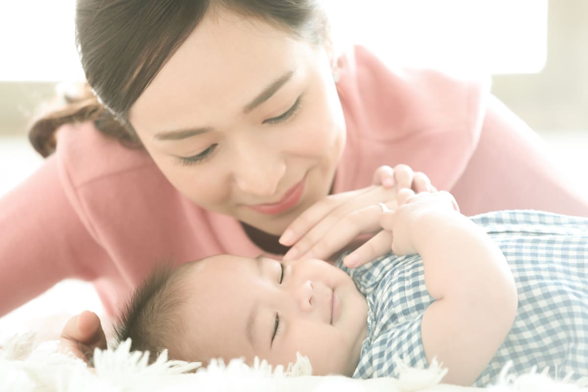 Bé khóc đêm thường xuyên