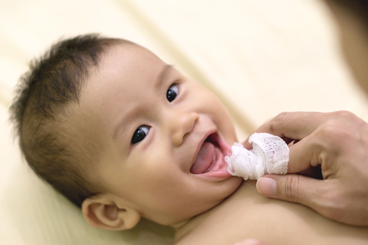 Bé mọc răng chậm, bố mẹ ơi đừng lo lắng quá! 38 Bứ mọc răng chậm có nguy hiểm