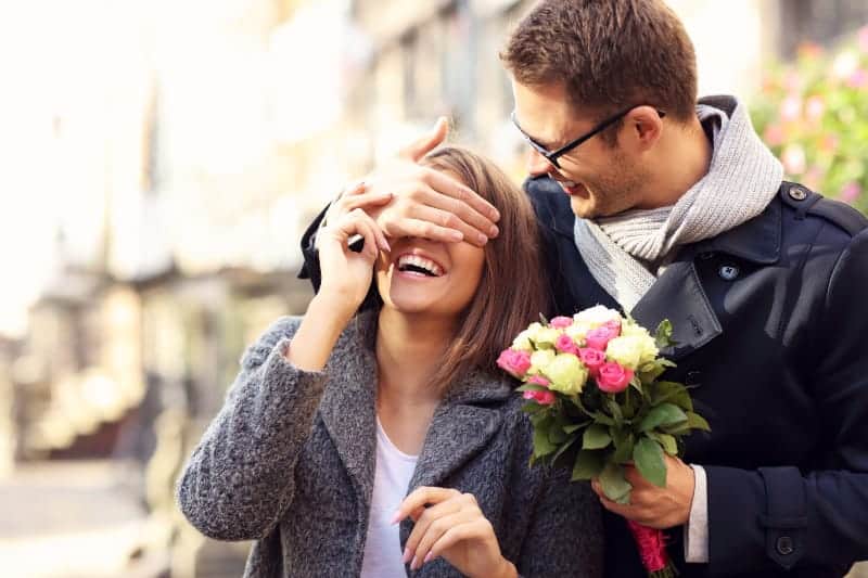Chớ bỏ qua 5 dấu hiệu người ấy thích bạn 36 dấu hiệu người ấy thích bạn