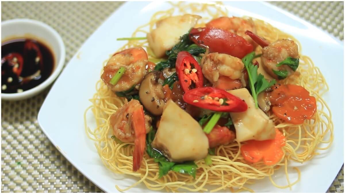 Mách mẹ công thức cách làm mì xào giòn thơm ngon tại nhà 34 làm mì xào giòn