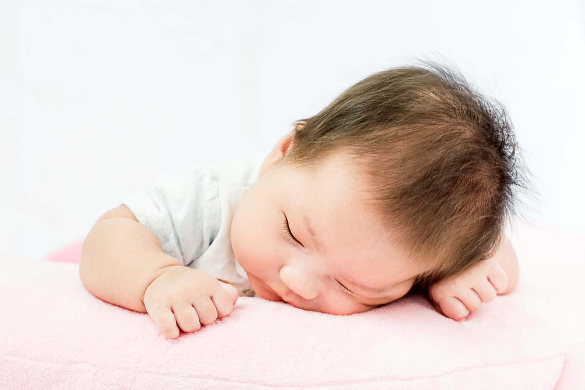 Chăm sóc trẻ sinh non, sinh thiếu tháng đúng cách 39 Chăm sóc trẻ sơ sinh tại nhà hiệu quả
