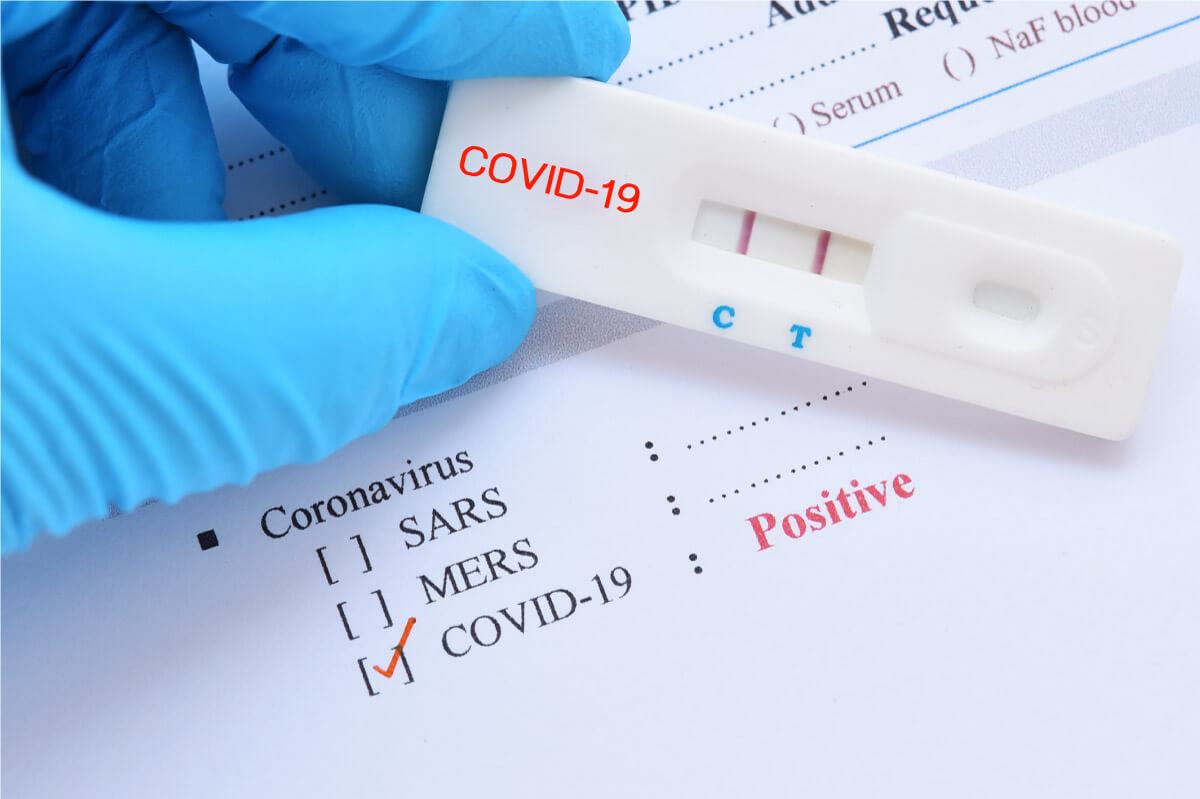 Tại sao dương tính sau khi tiêm vaccine dù đã đủ hai mũi? 35 dương tính sau khi tiêm vaccine