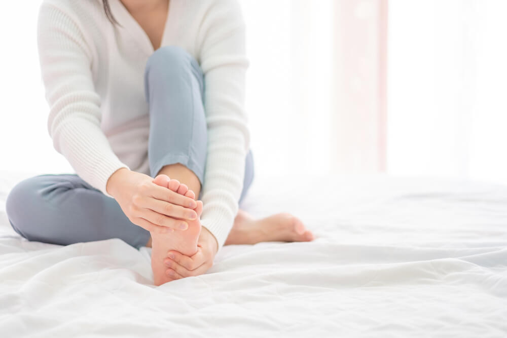 5 dấu hiệu mang thai ngoài tử cung tháng đầu dễ nhận biết 37 chuột rút