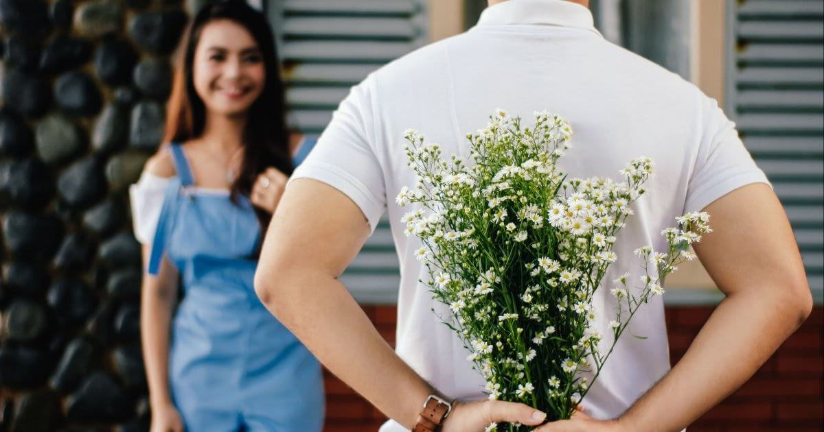 Chớ bỏ qua 5 dấu hiệu người ấy thích bạn 35 dấu hiệu người ấy thích bạn