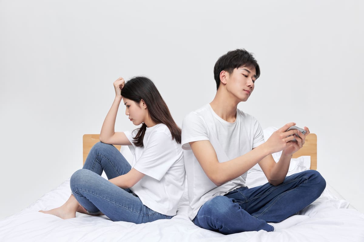 4 Lời khuyên cho người đang cảm thấy không hạnh phúc trong hôn nhân 38 không hạnh phúc trong hôn nhân 2